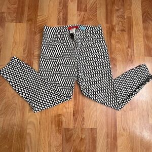Anthropologie Cartonnaier ankle pants size 2 black & cream